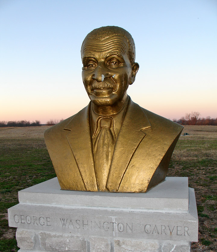 Diamond; Missouri; A bust of George Washington Carver at the George  Washington Carver National Monument. The monument preserves the Moses and  Susan Carver farm where Carve - Album alb9817143