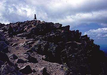 katahdin1.jpg (56131 bytes)