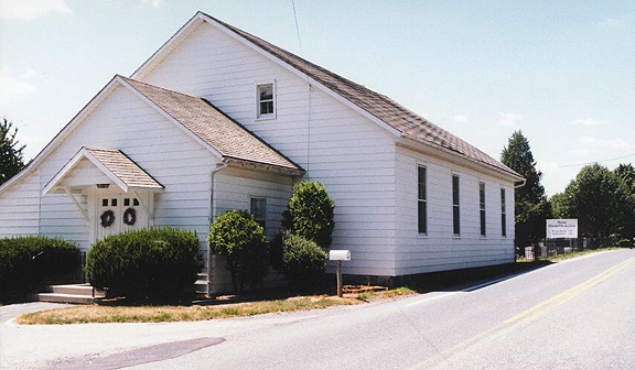 paxton_church.jpg (116755 bytes)