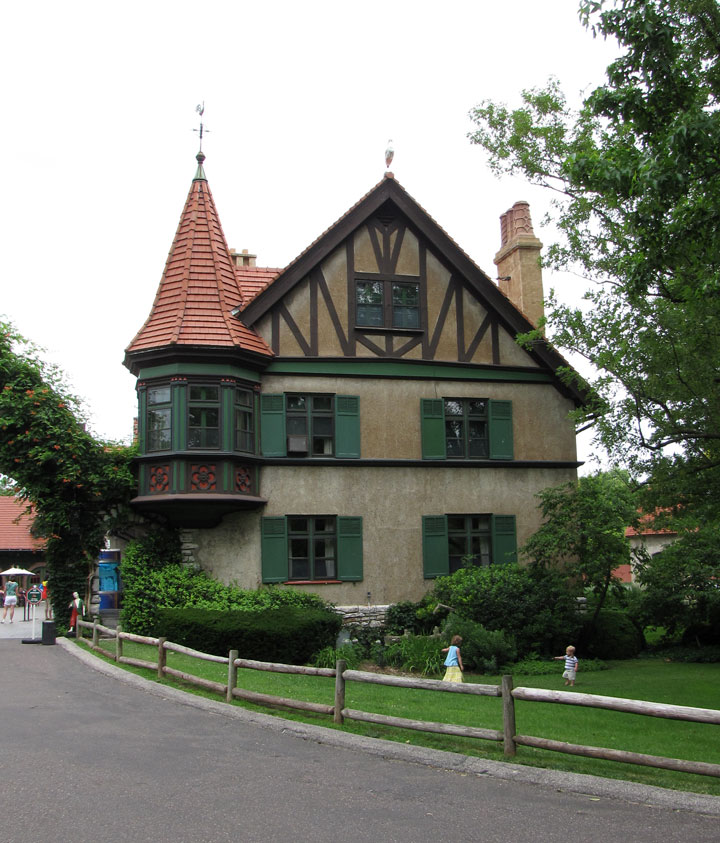 Grant&#39;s Farm - a Busch family entertainment site - St Louis, Missouri - Travel Photos by Galen R ...