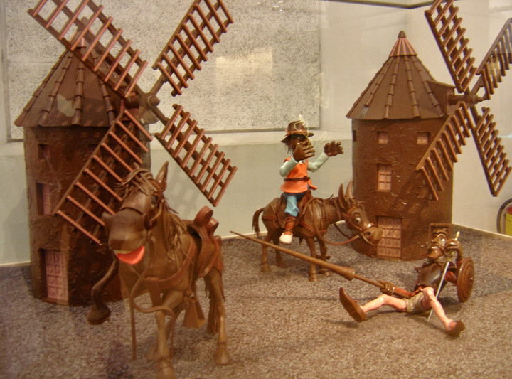 File:Chocolate grinder at the Barcelona chocolate museum