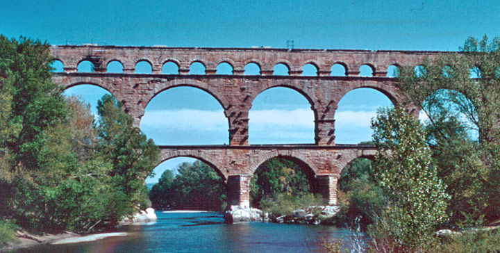 roman aqueduct diagram