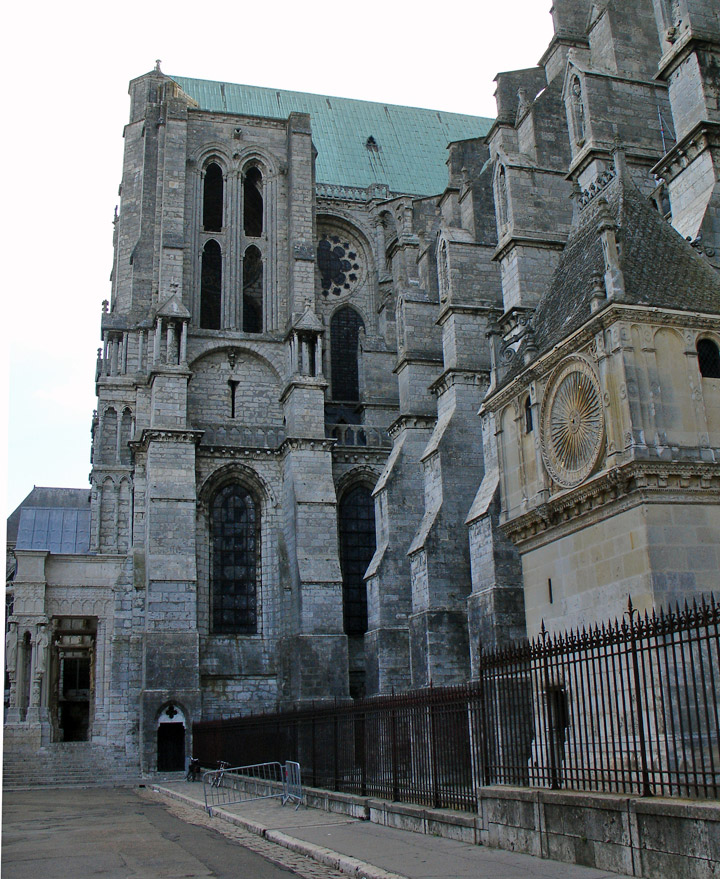 Gothic Architecture: The Characteristics Of The Chartres