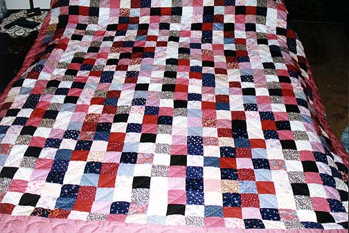 quilt12.jpg (99213 bytes)